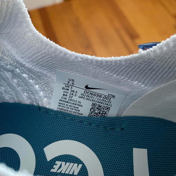 Nike React Phantom Run Fly Knit 2 - Picture 9 of 9